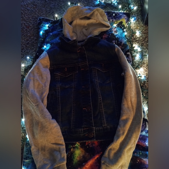 Denim Jean Jacket - Picture 2 of 6